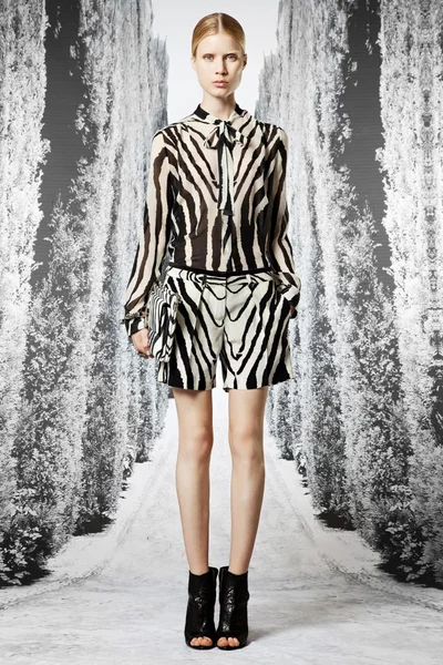Look 26